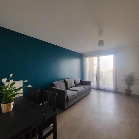 Logement La courneuve-Aubervilliers RerB Extérieur photo